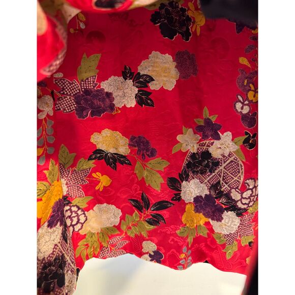 Chico’s Design Black Velvet Floral Embroidered Asian Inspired Tang Jacket Size 1 - Picture 4 of 9